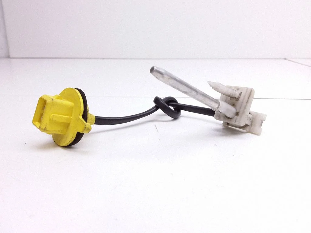 Outside/external air temperature sensor
