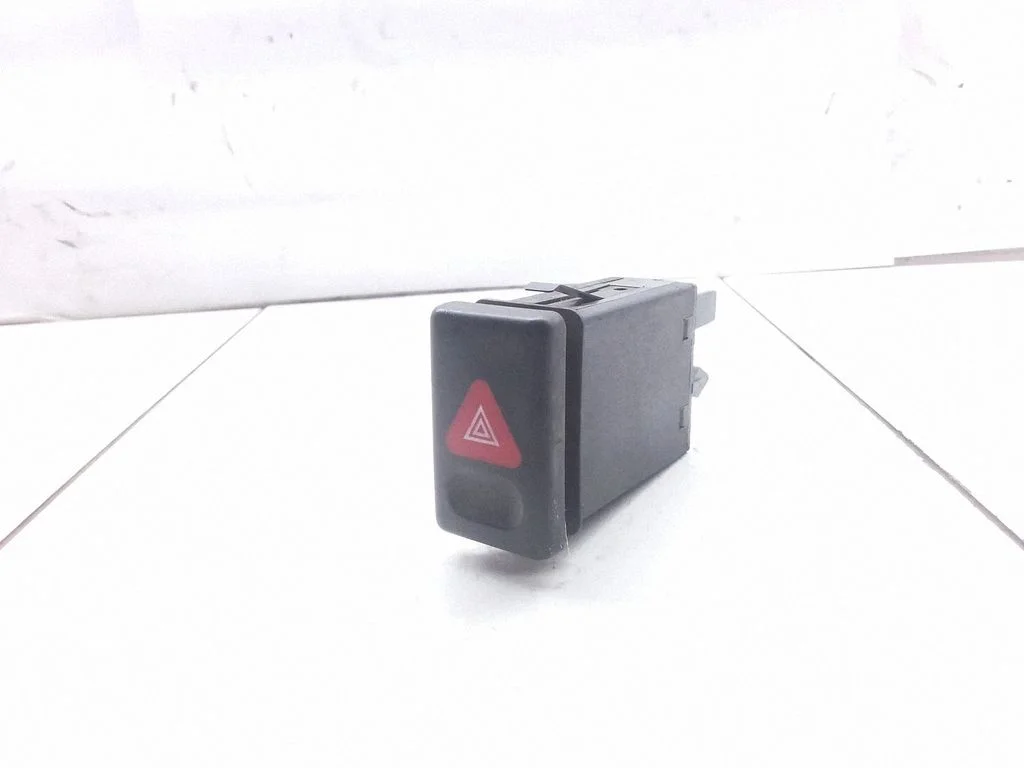 Hazard light switch – Volkswagen Sharan (2001-2010)