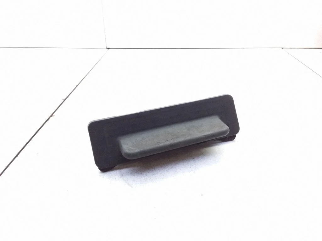 Tailgate/boot open switch button – Renault Espace - Grand espace IV (2004-2014)