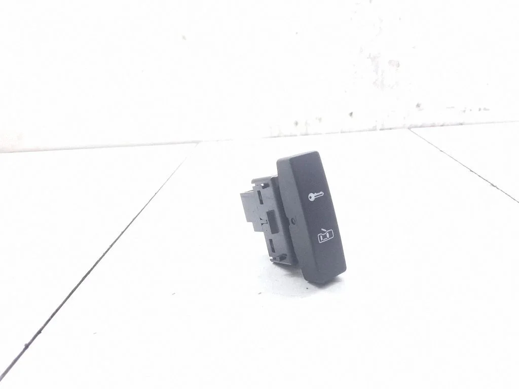 Central locking switch button 7L6962125