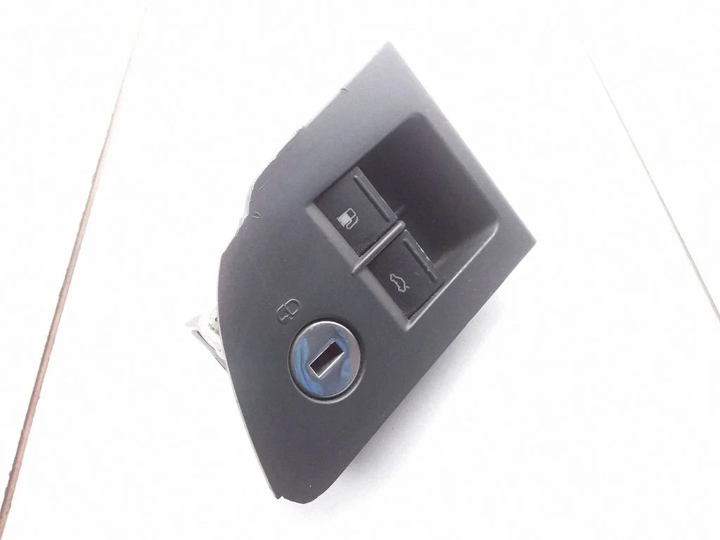 Fuel tank opening switch 1K0959832A