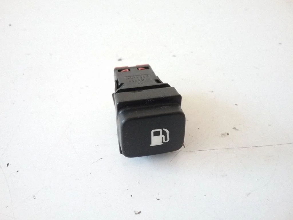 Kütusepaagi avamislüliti – Citroen C4 I (2004-2010)