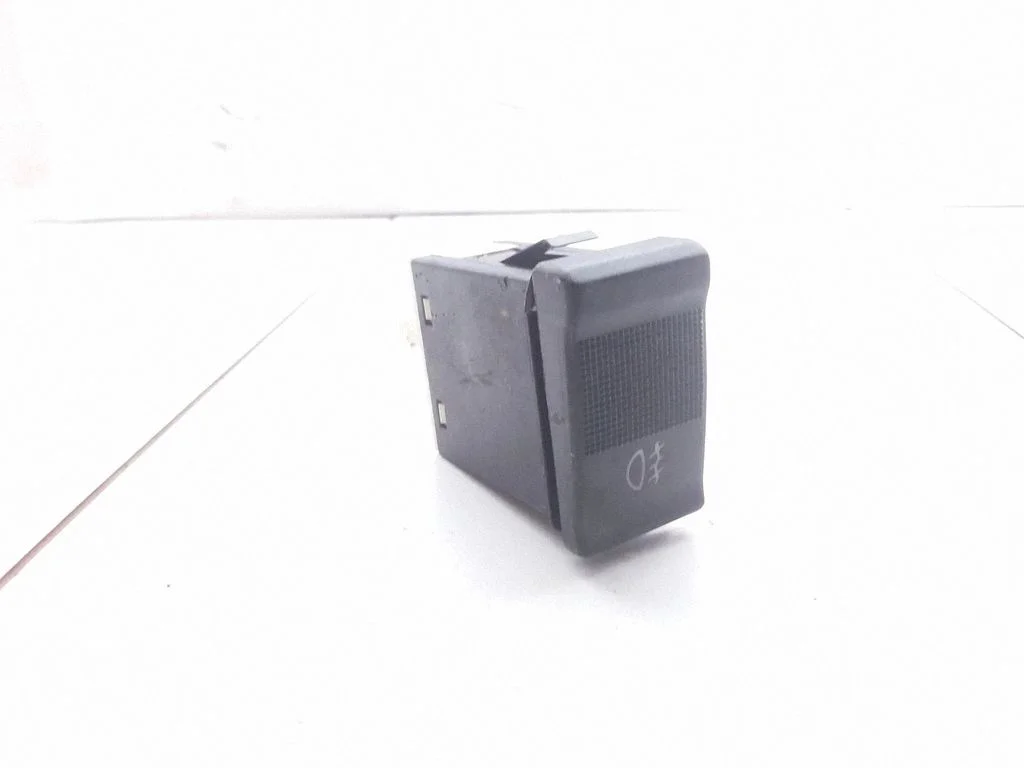 Fog light switch