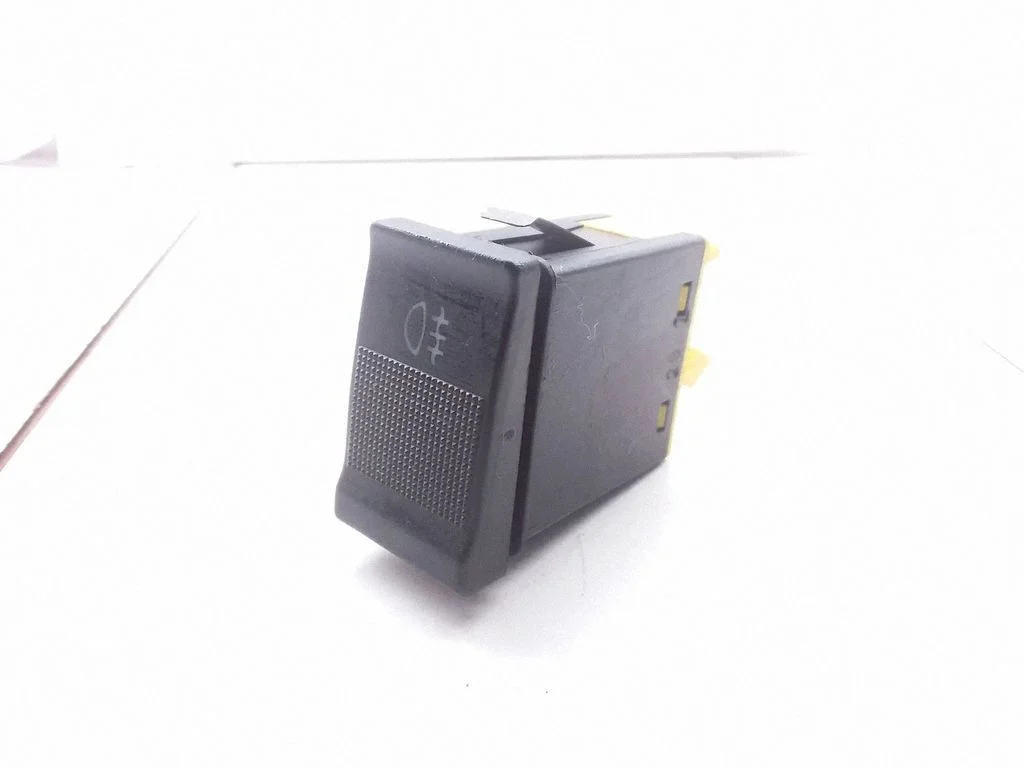 Fog light switch