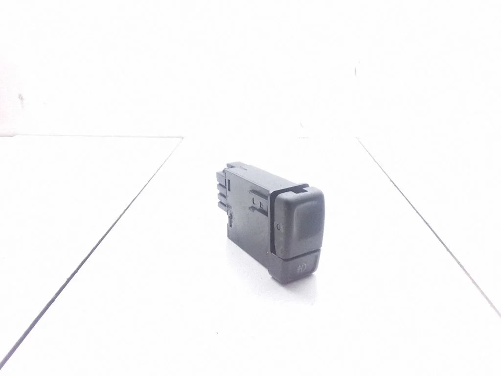 Fog light switch