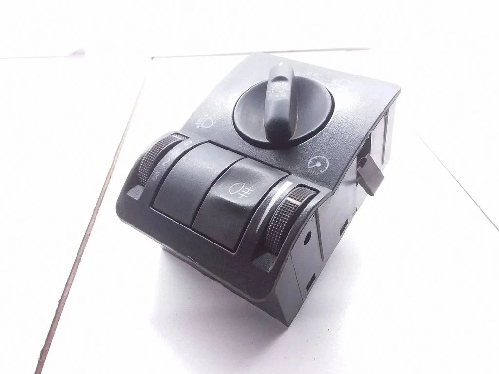 Light switch 0524119 – Opel Combo C (2001-2011)
