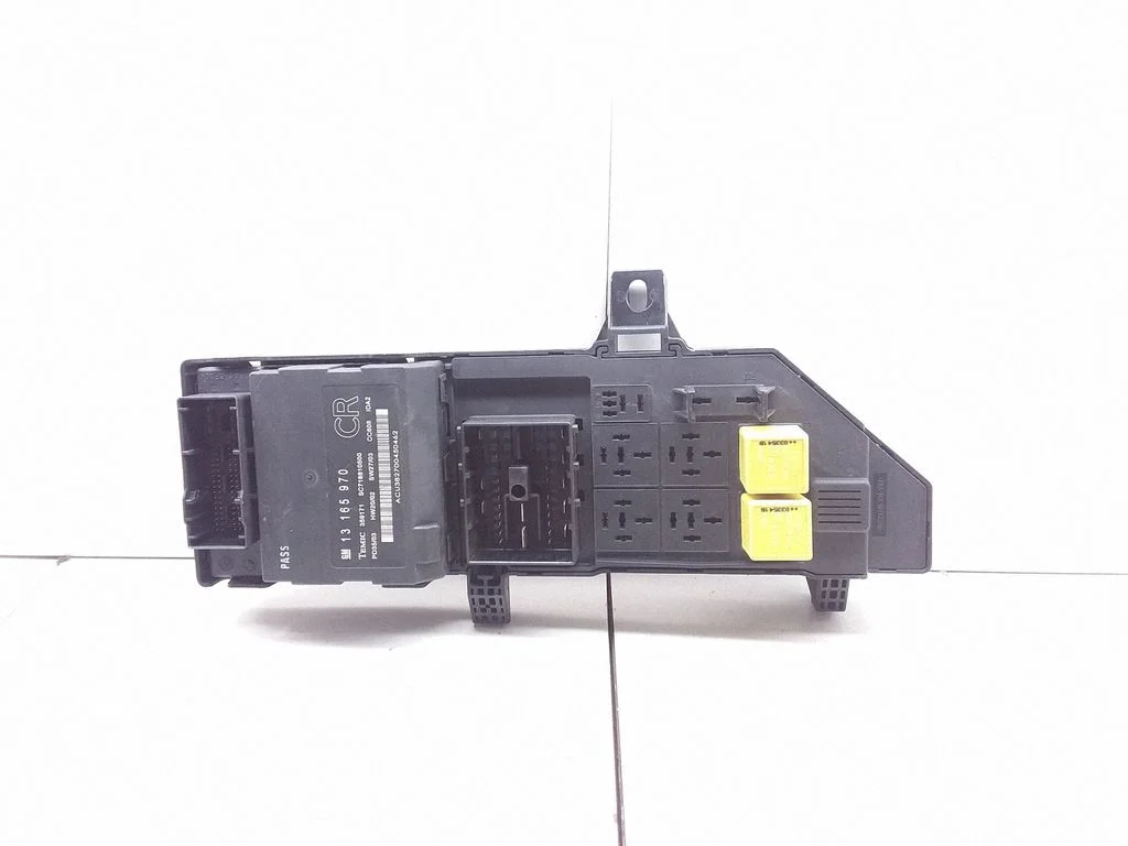 Releede paigaldusplokk – Opel Vectra C (2002-2005)