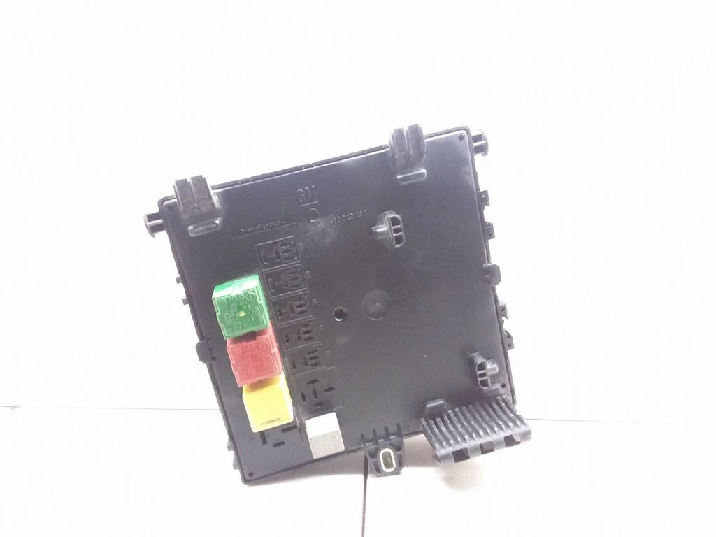 Releede paigaldusplokk – Opel Vectra C (2002-2005)
