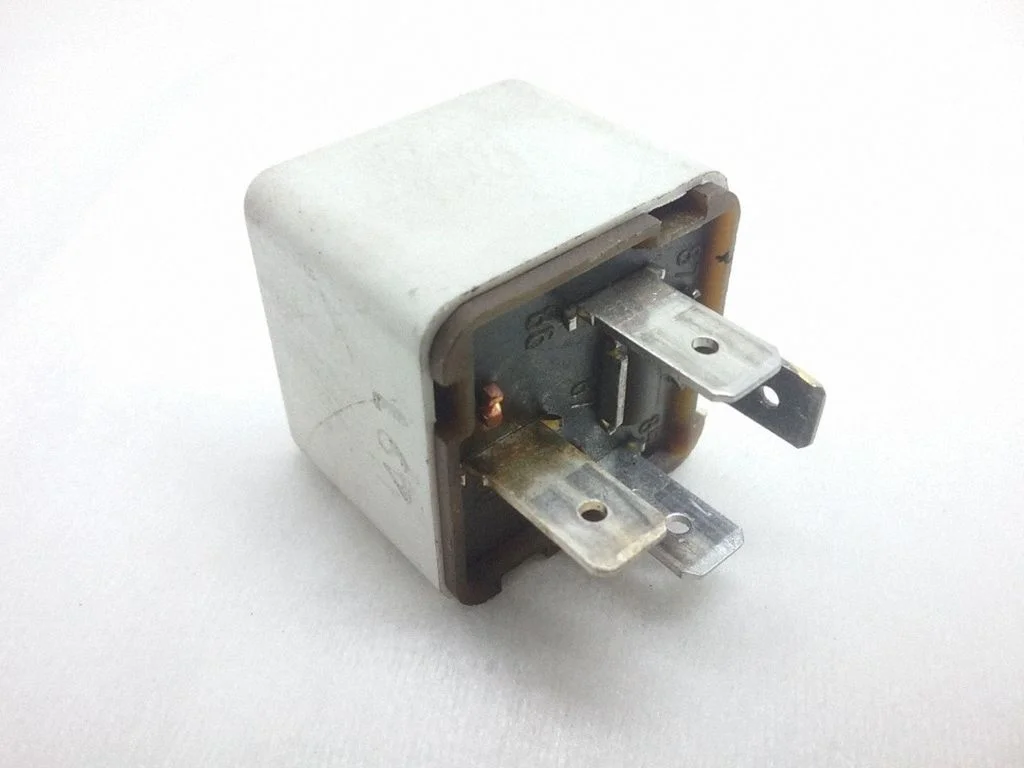 Light washer relay – Opel Meriva A (2003-2010)