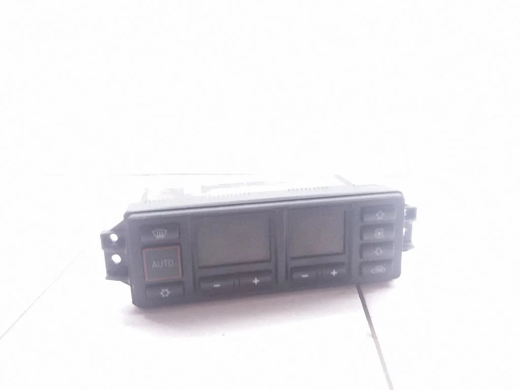 Climate control unit – Audi A3 S3 8L (1996-2003)