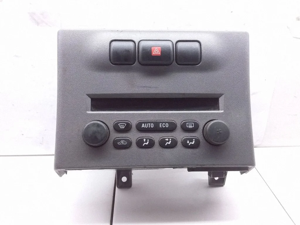 Climate control unit – Opel Zafira A (1999-2005)