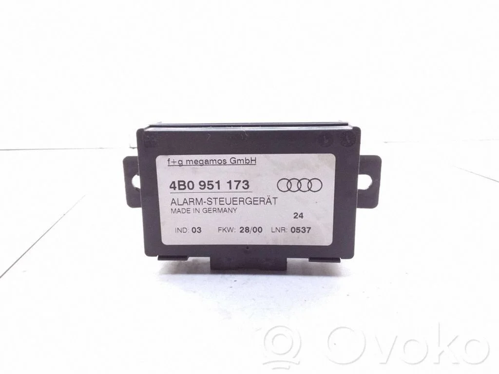 Signalizācijas vadības bloks – Audi A6 S6 C5 4B (1997-2005)