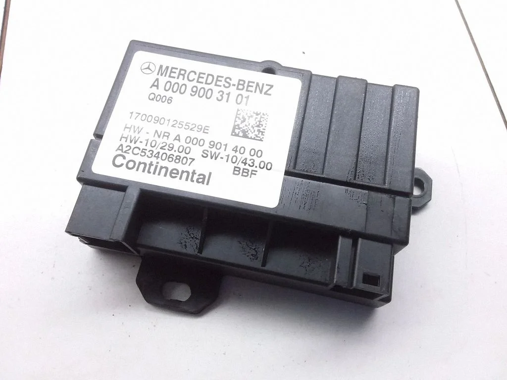 Fuel injection pump control unit/module – Mercedes-Benz Sprinter W906 (2006-2018)