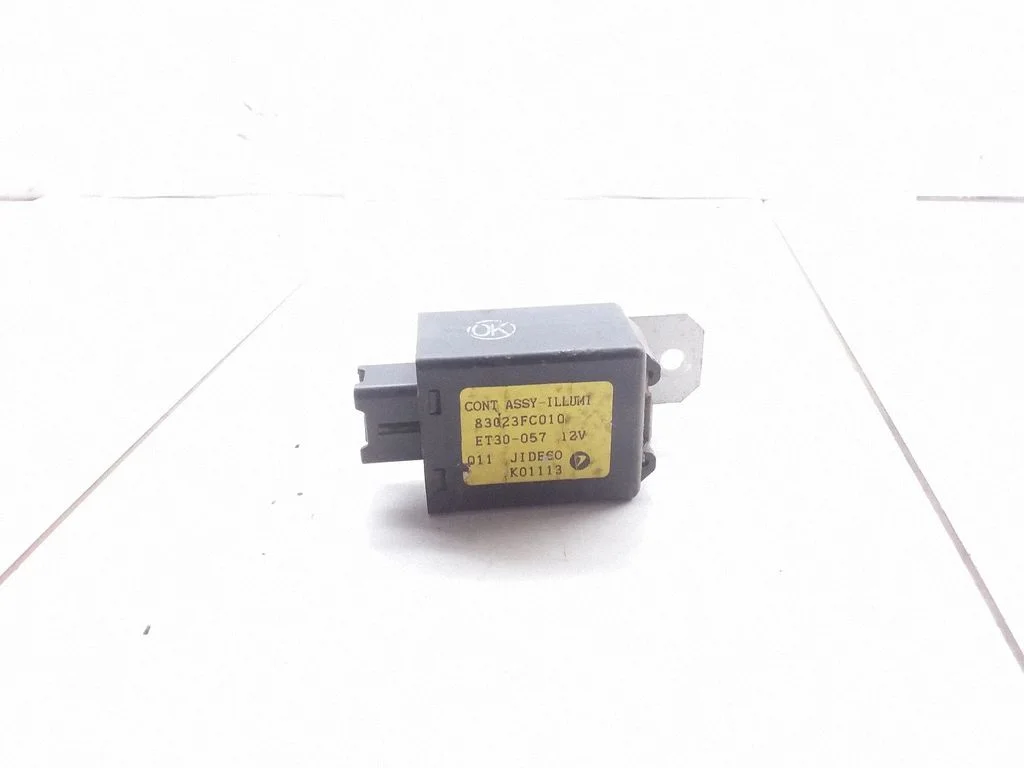Citi vadības bloki/moduļi 83023FC010