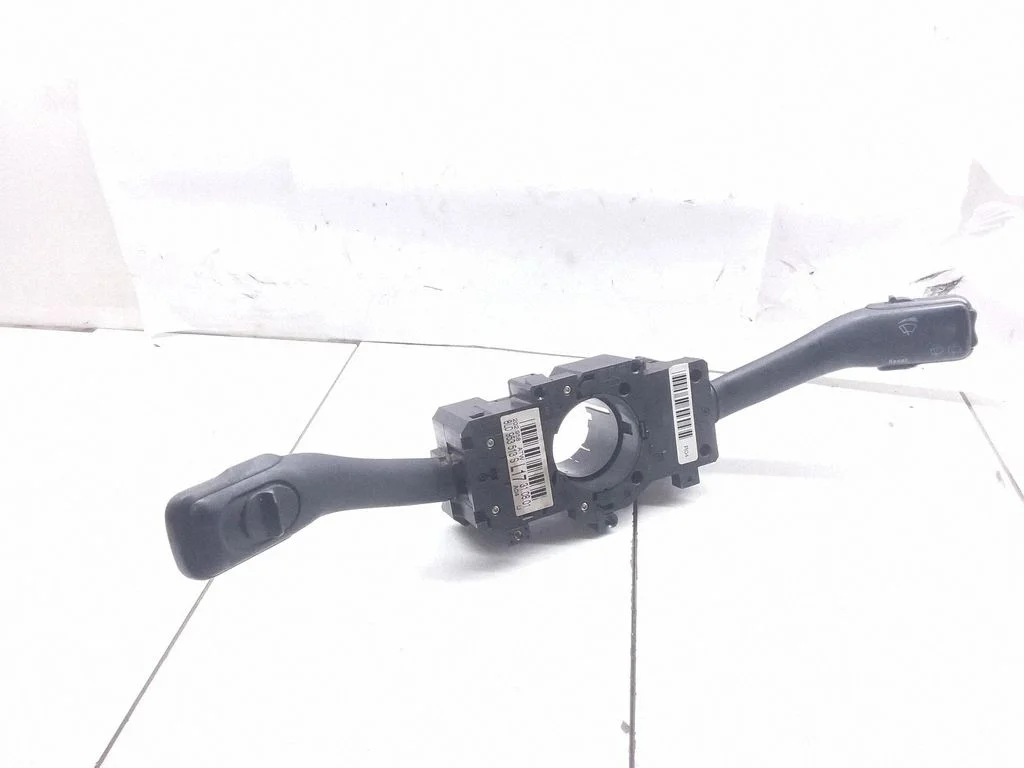Wiper turn signal indicator stalk/switch 8L0953513S