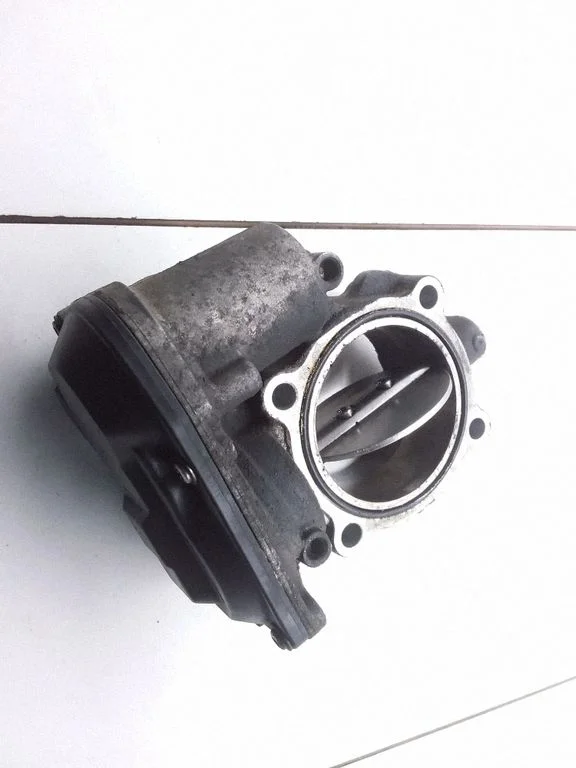 Throttle valve 55567728