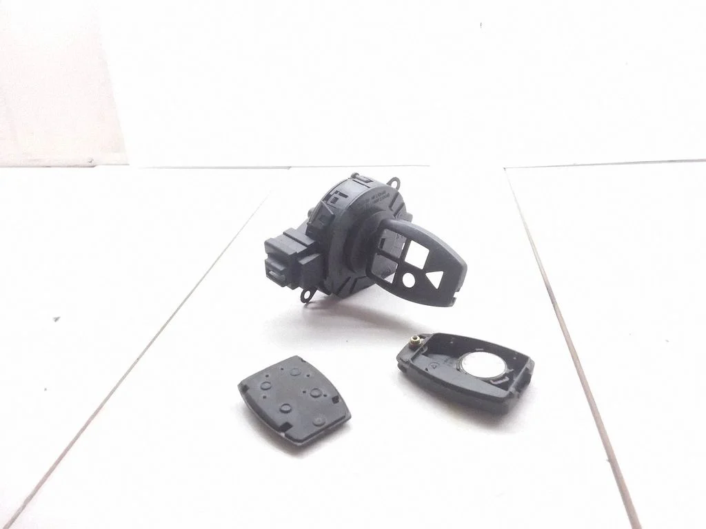 Ignition lock – Volvo V50 (2004-2007)