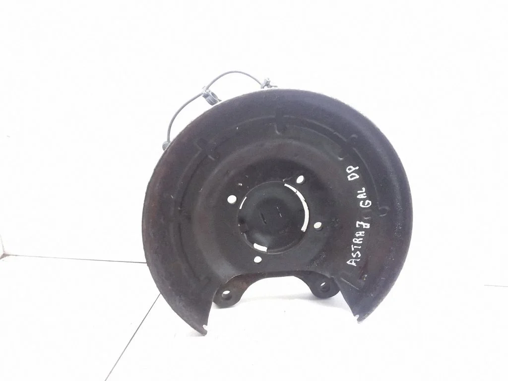 Tagumise piduriketta tolmukaitse – Opel Astra H (2004-2012)