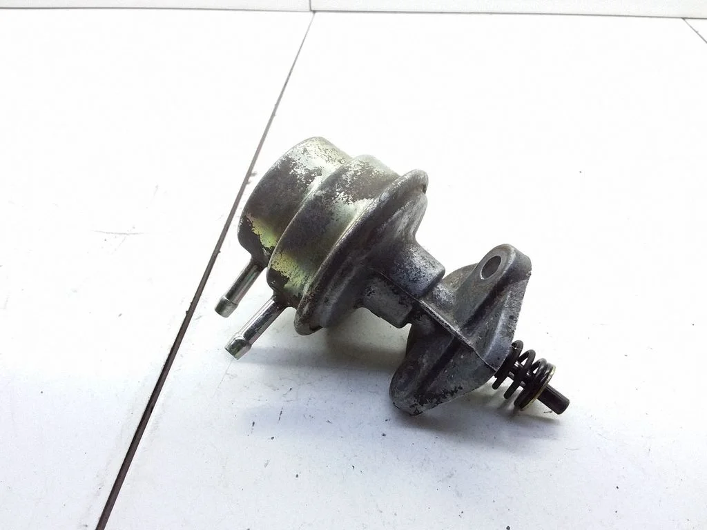 Vacuum valve