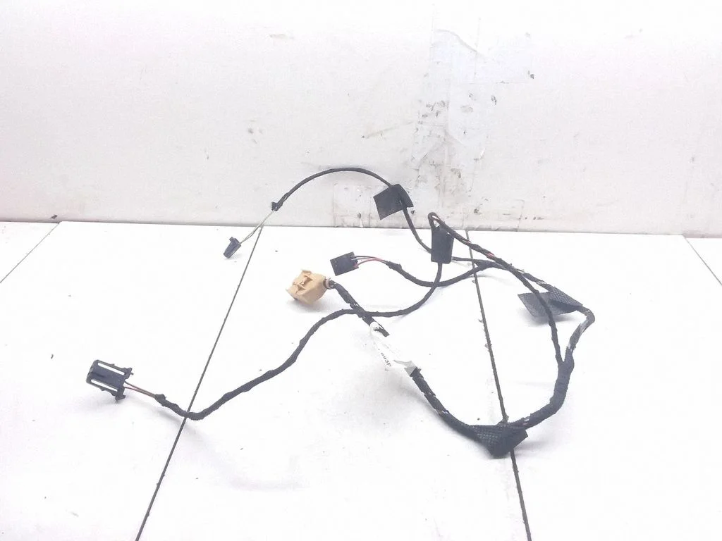 Rear door wiring loom 7L6971693P