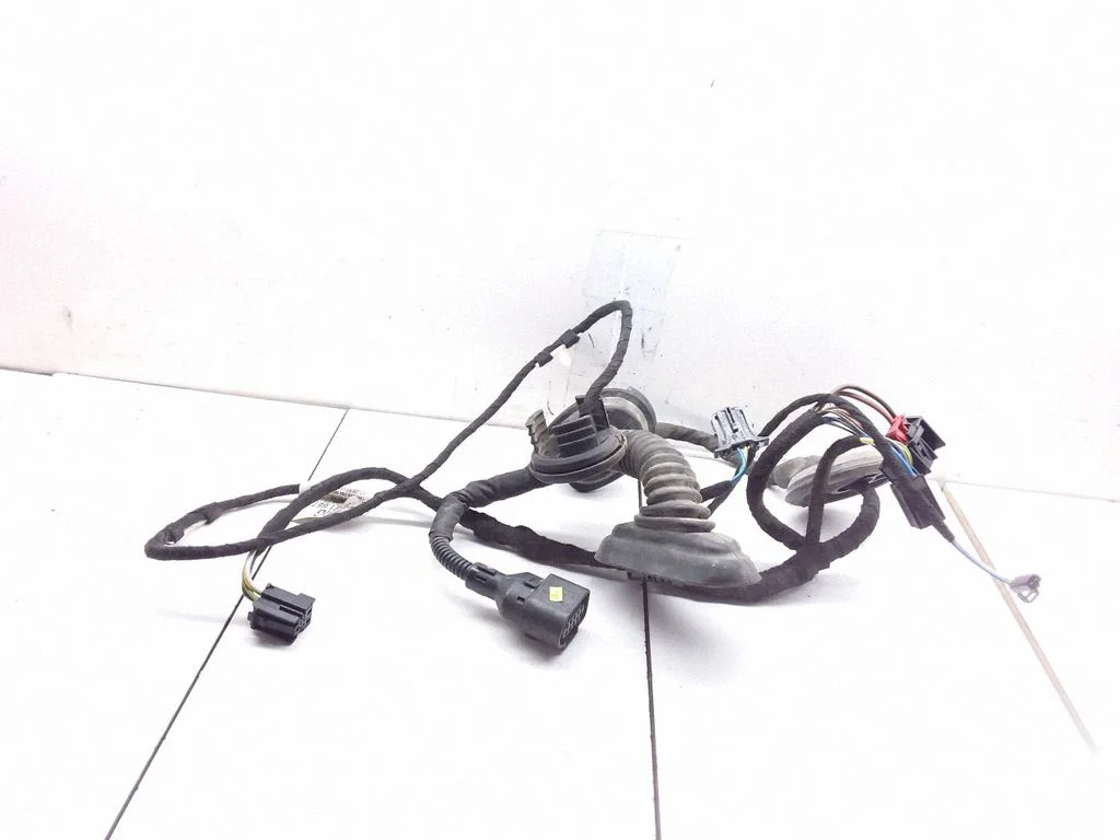 Rear door wiring loom 4L0971687K