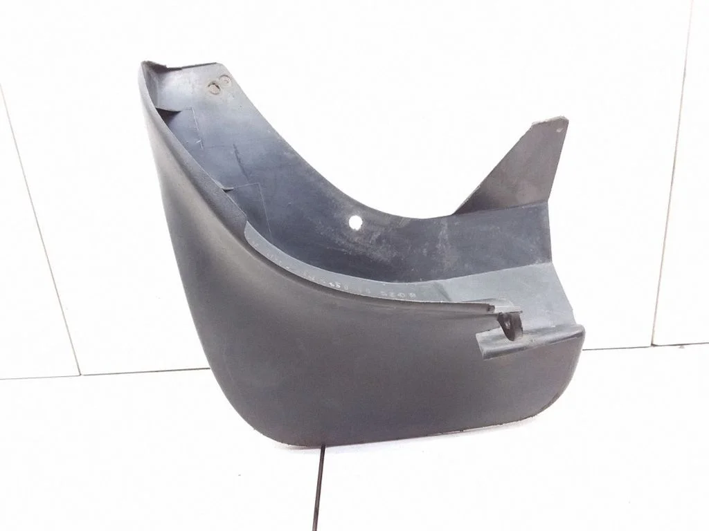 Front mudguard B02S51851