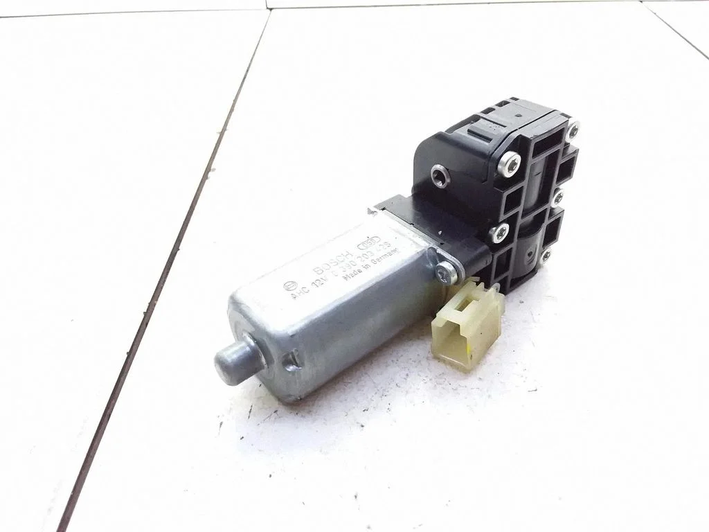 Steering column adjust motor – Mercedes-Benz C-Class W205 (2014-2021)