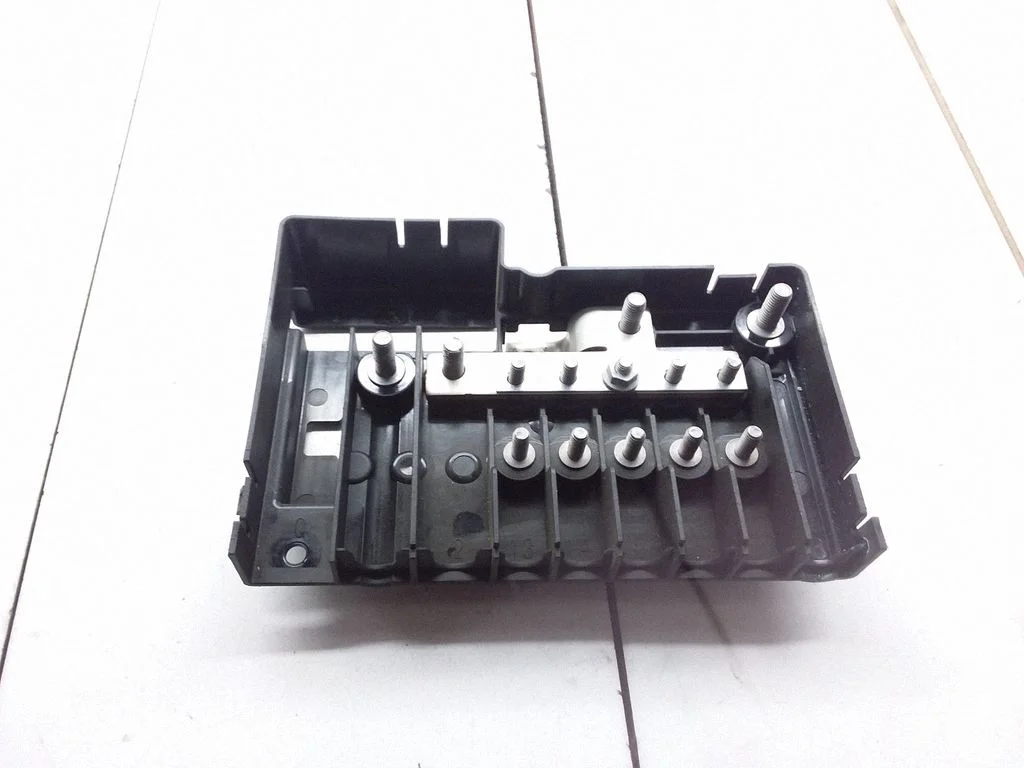 Plussjuhtmete ühendussõlm A9065450169