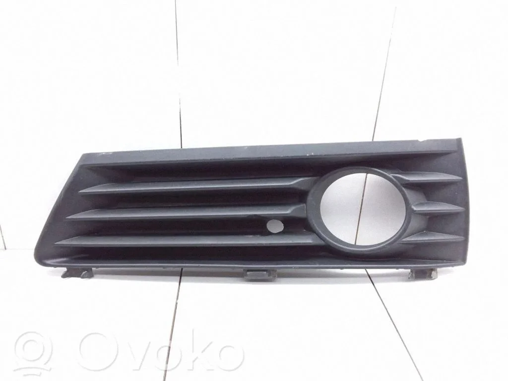 Atrapa przednia (grill) – Opel Zafira B (2005-2014)