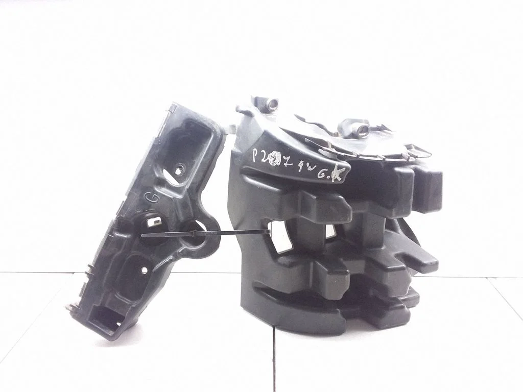 Bumper support mounting bracket corner – Peugeot 207 CC (2007-2014)