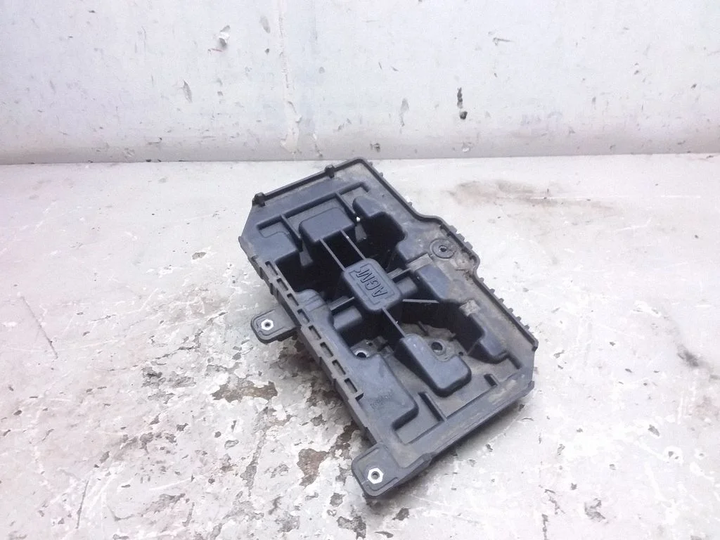 Battery tray 37150C5002