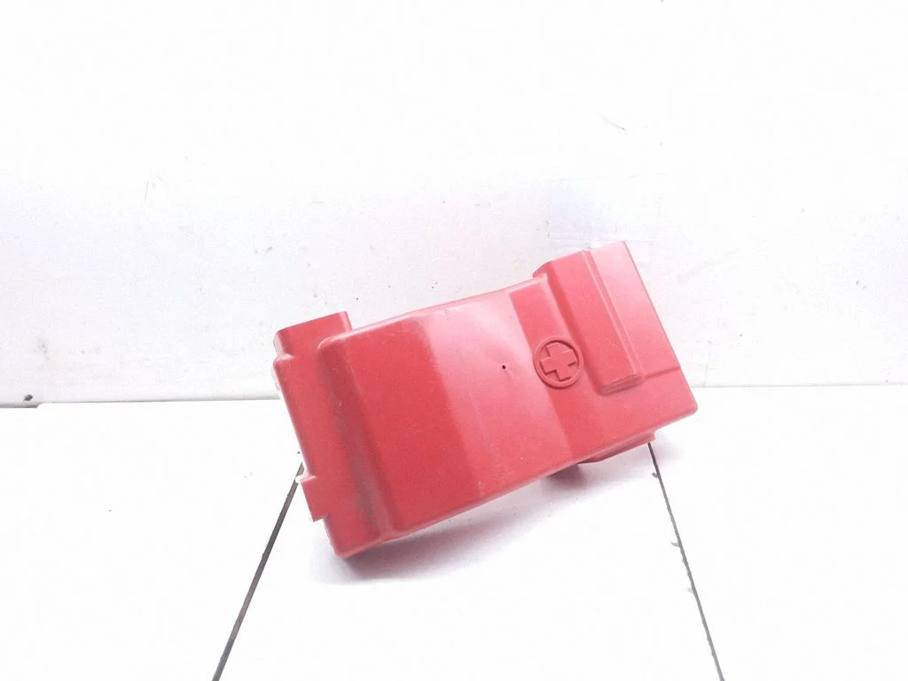Battery box tray cover/lid – Mercedes-Benz Sprinter W906 (2006-2018)