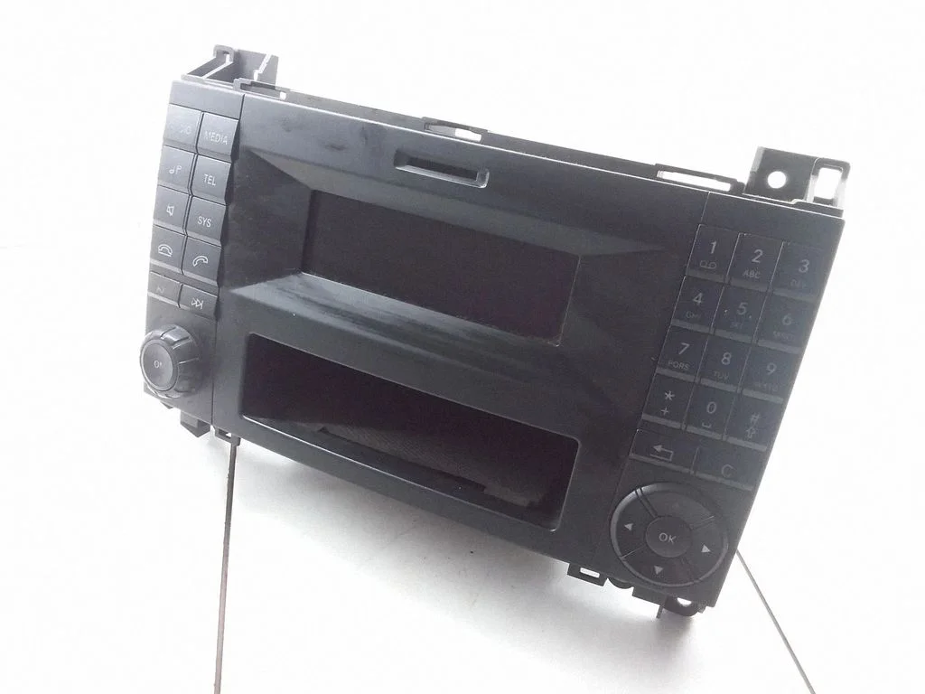 Raadio / CD/DVD-mängija / navigatsioon – Mercedes-Benz Sprinter W906 (2006-2018)