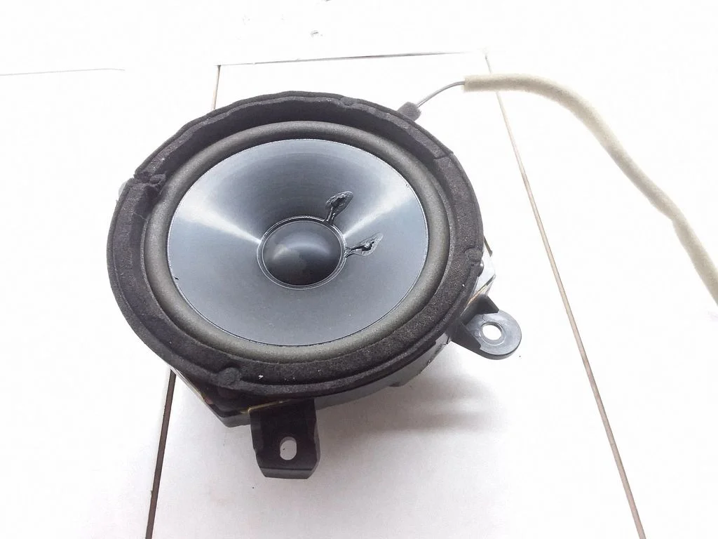 Front door speaker – Saab 9-3 Ver2 (2003-2007)