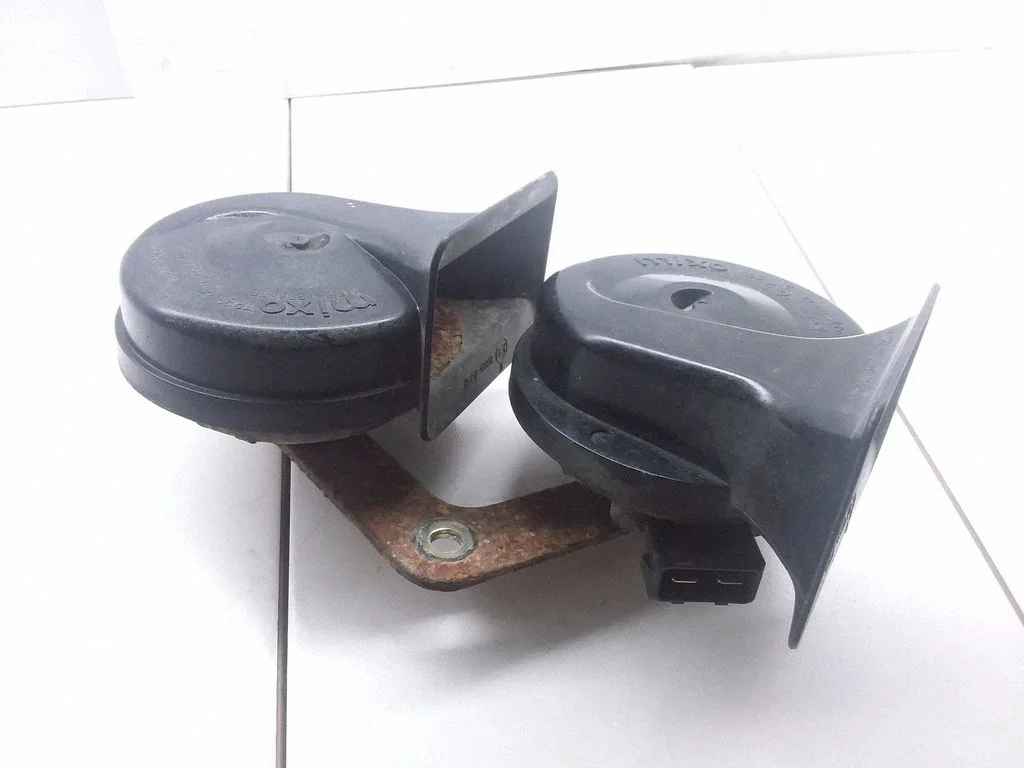 Horn signal 191951223