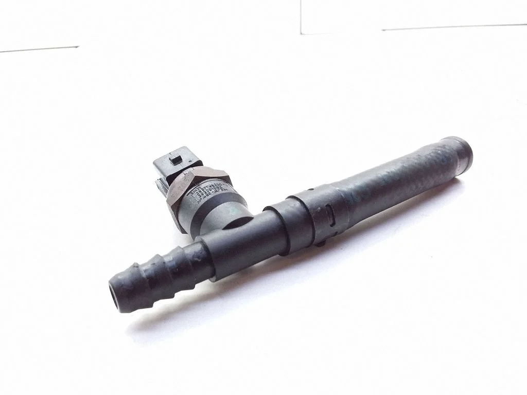 Fuel line/pipe/hose – BMW 3 Series E90 E91 (2005-2012)
