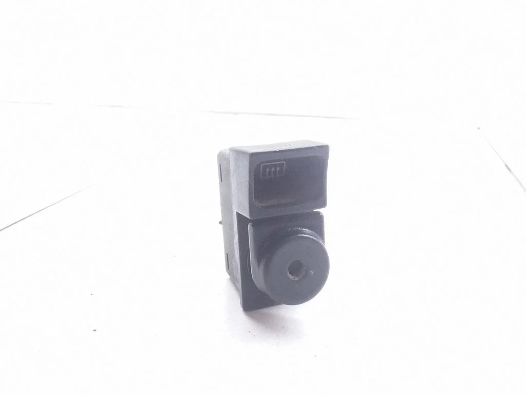 Windscreen/window heater switch 87BG18C621BA – Ford Sierra (1987-1993)