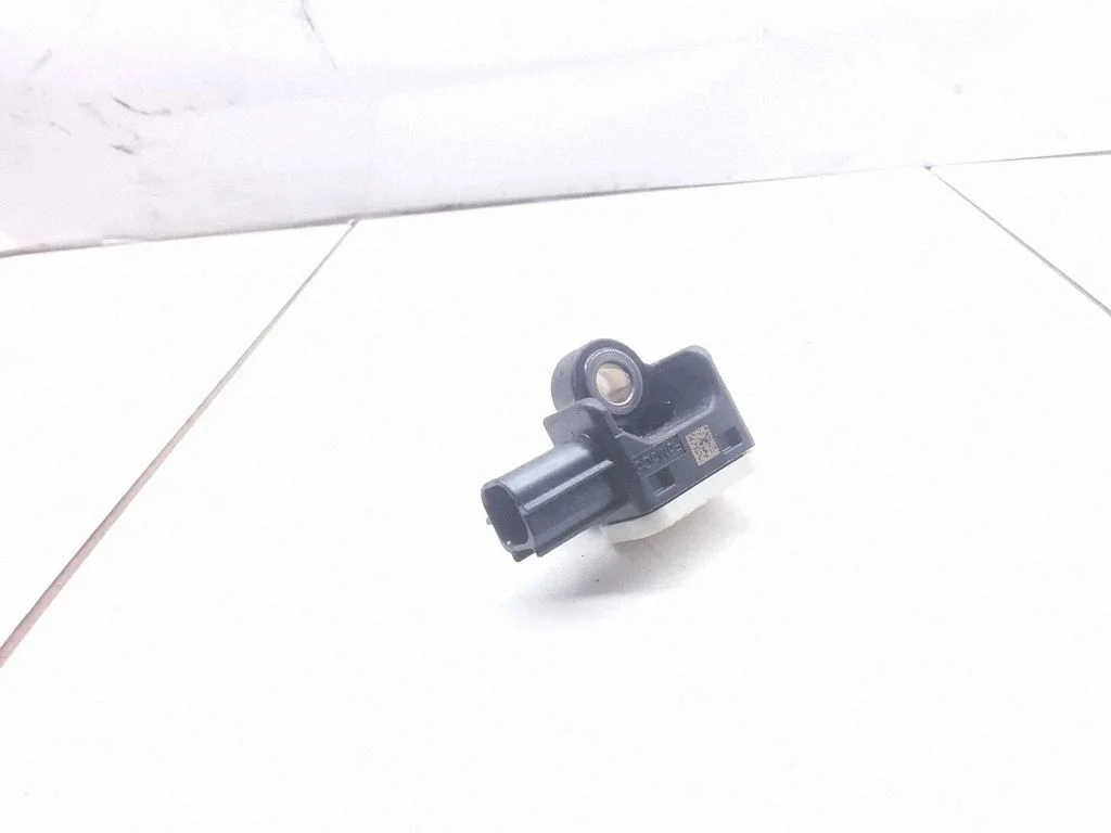 Drošības spilvenu trieciena sensors – Ford Focus C-MAX (2003-2010)