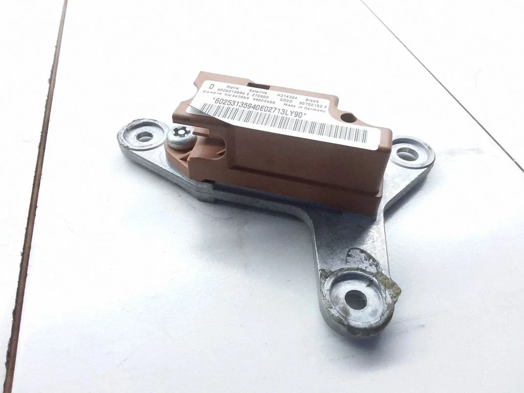 Drošības spilvenu trieciena sensors – Renault Espace II (1991-1997)