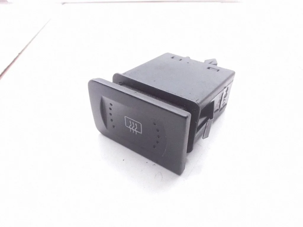 Windscreen/window heater switch – Volkswagen Golf IV (1998-2005)