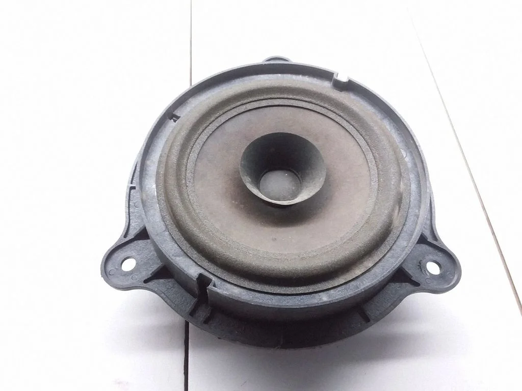 Rear door speaker – Nissan Primera (2002-2007)