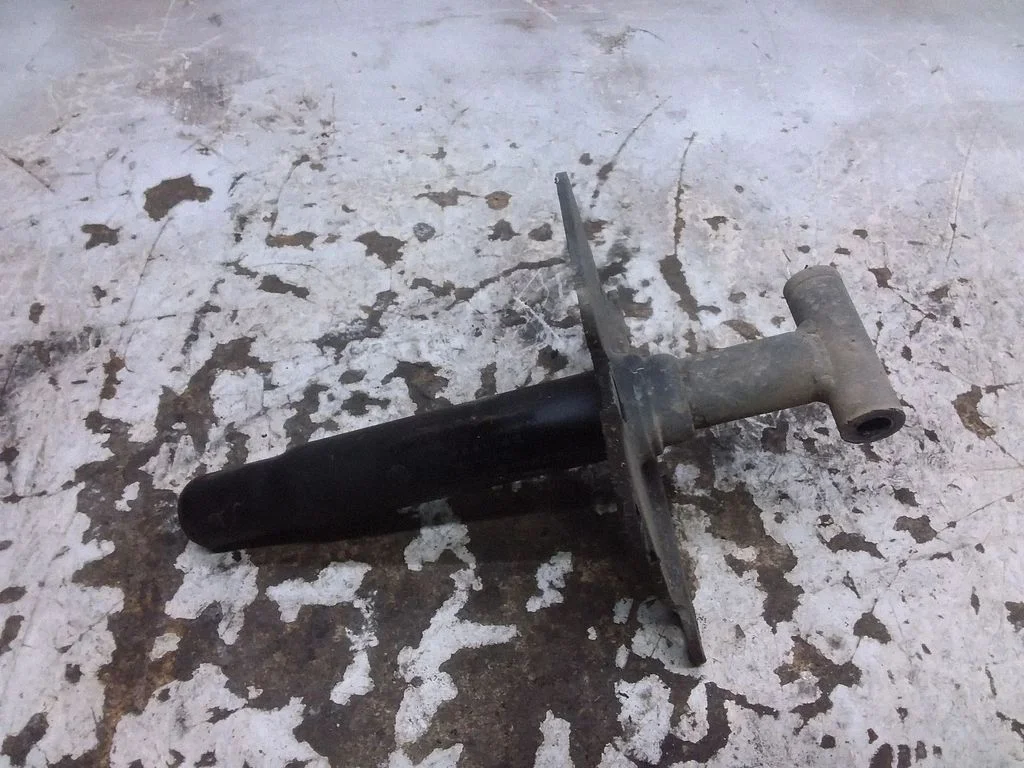 Front bumper shock/impact absorber 1C0807272B