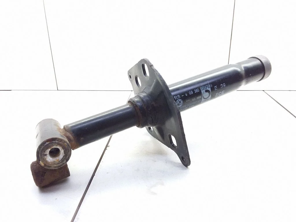 Absorber zderzaka przedniego 51118159360