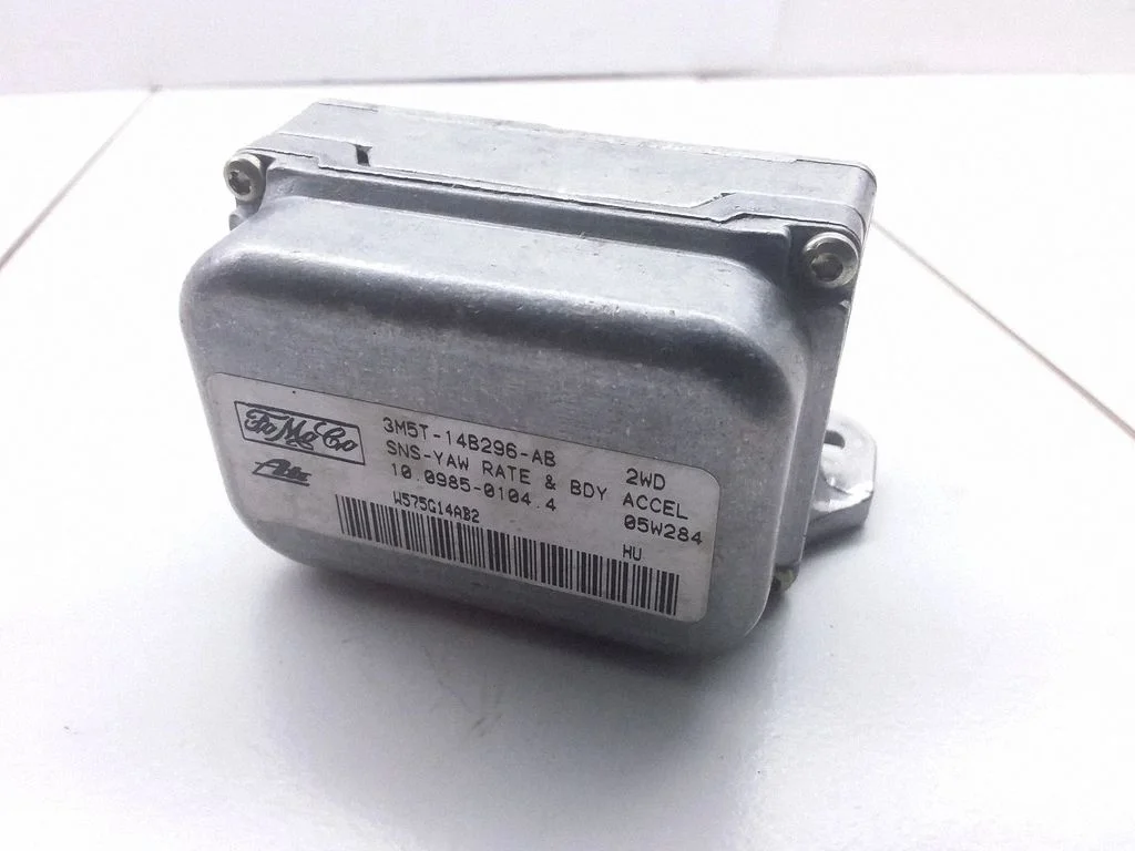 Czujnik ESP (przyspieszenia wzdłużnego) 3M5T14B296AB
