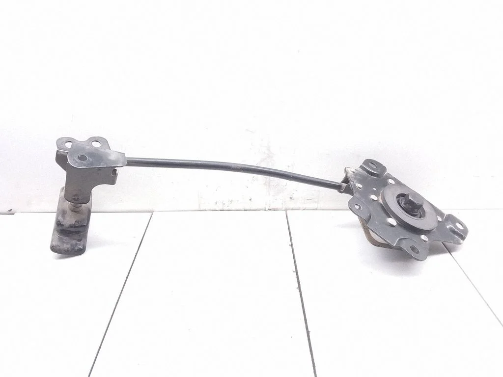 Spare wheel mounting bracket – KIA Sorento (2015-2020)