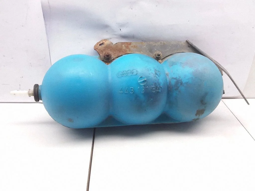 Vacuum air tank 443131541