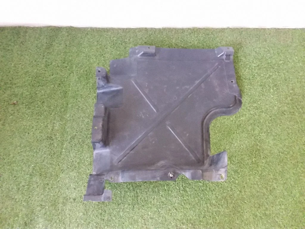 Rear underbody cover/under tray 7H3825211A