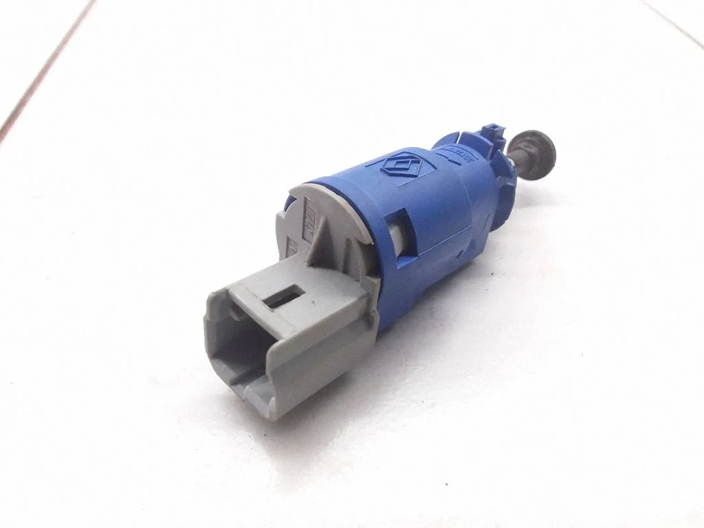 Siduripedaali andur 8200276359D – Renault Twingo II (2007-2014)