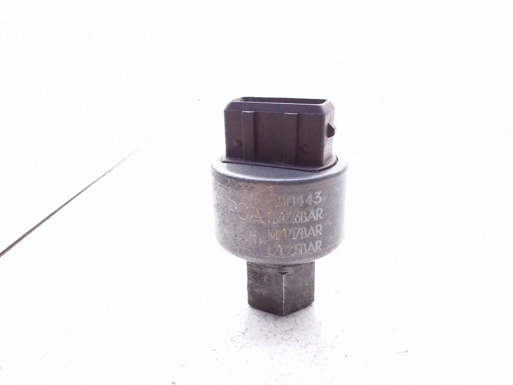 Air conditioning (A/C) pressure sensor