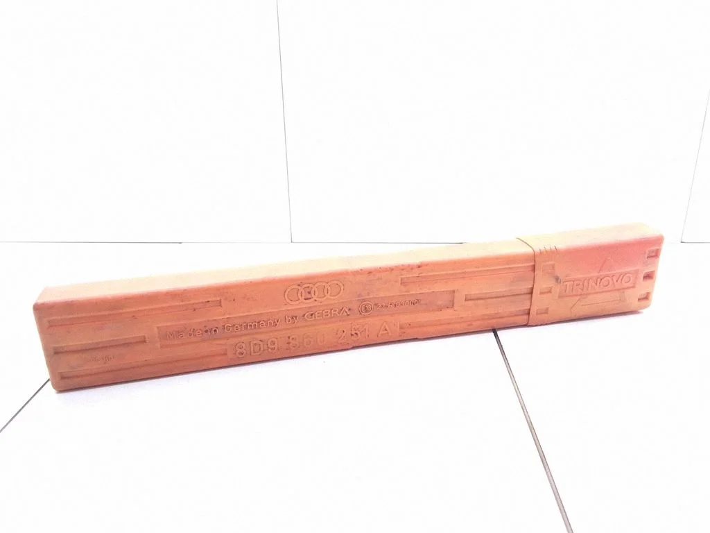 Tool box – Audi A6 S6 C4 4A (1994-1997)